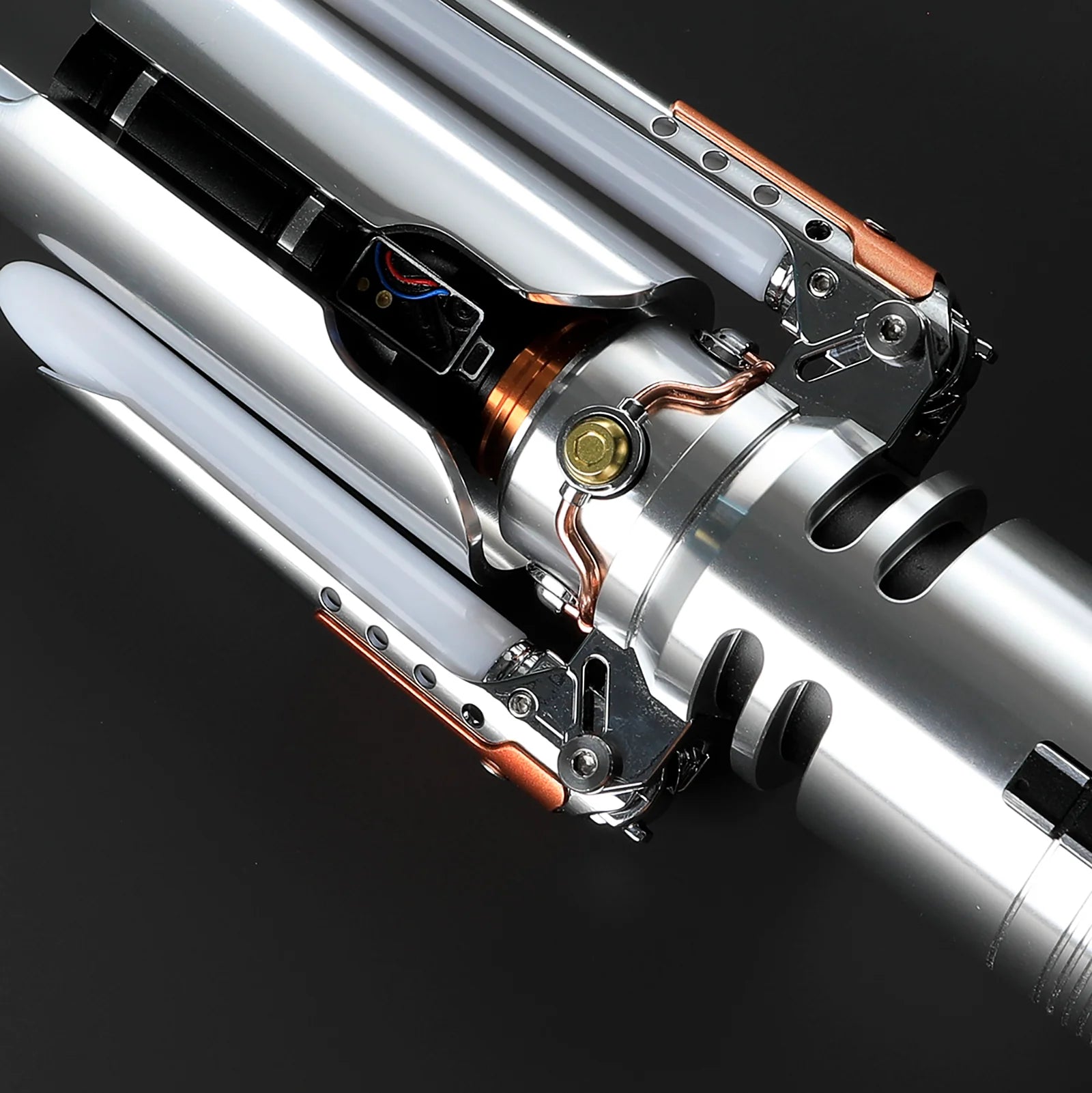 Kestis Cross Guard Saber